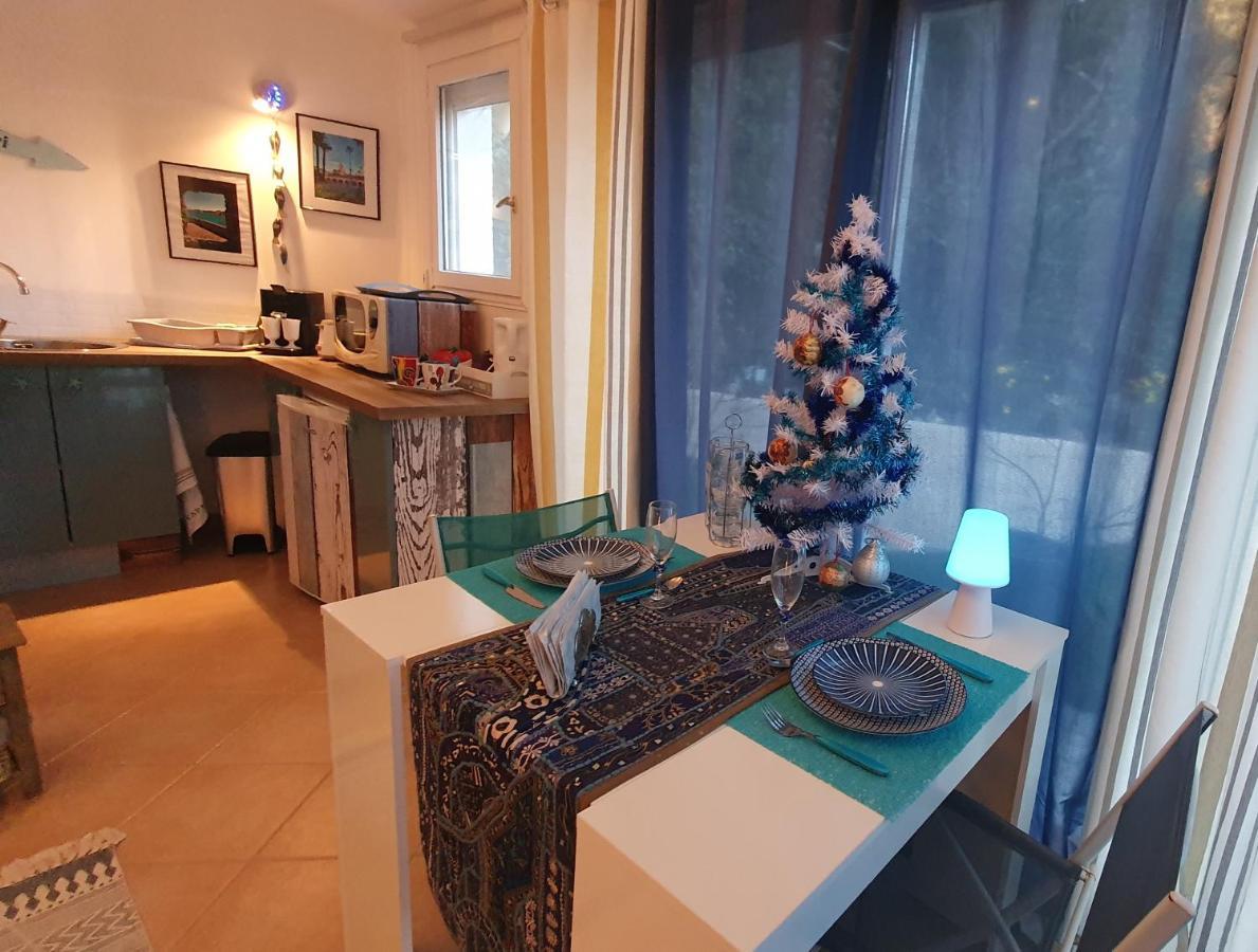 Dans Un Jardin Bb Et Jacuzzi Bed & Breakfast Mandelieu-la-Napoule Exterior photo