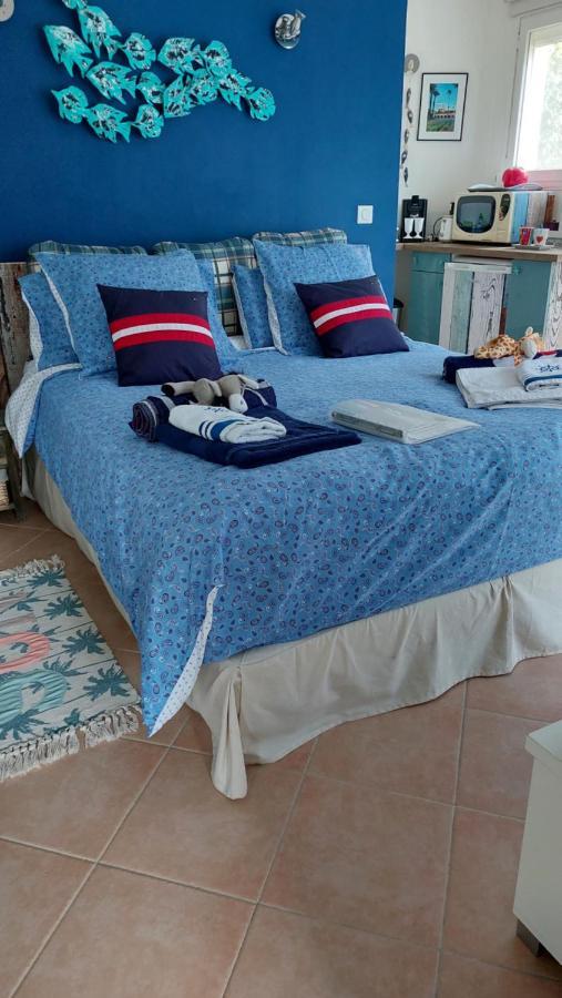 Dans Un Jardin Bb Et Jacuzzi Bed & Breakfast Mandelieu-la-Napoule Exterior photo